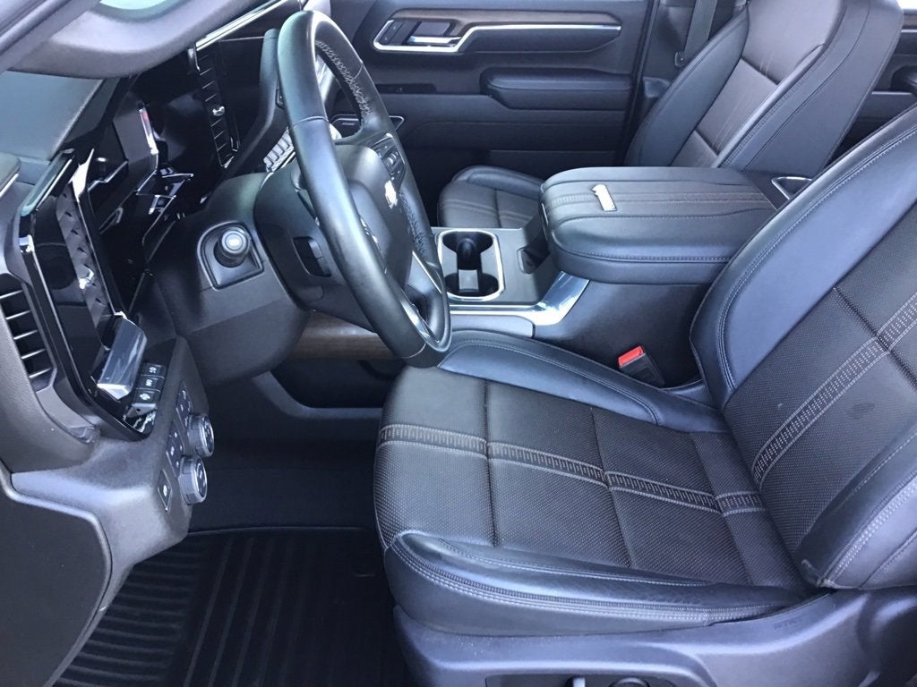 2025 Chevrolet Silverado 3500 HD High Country DRW