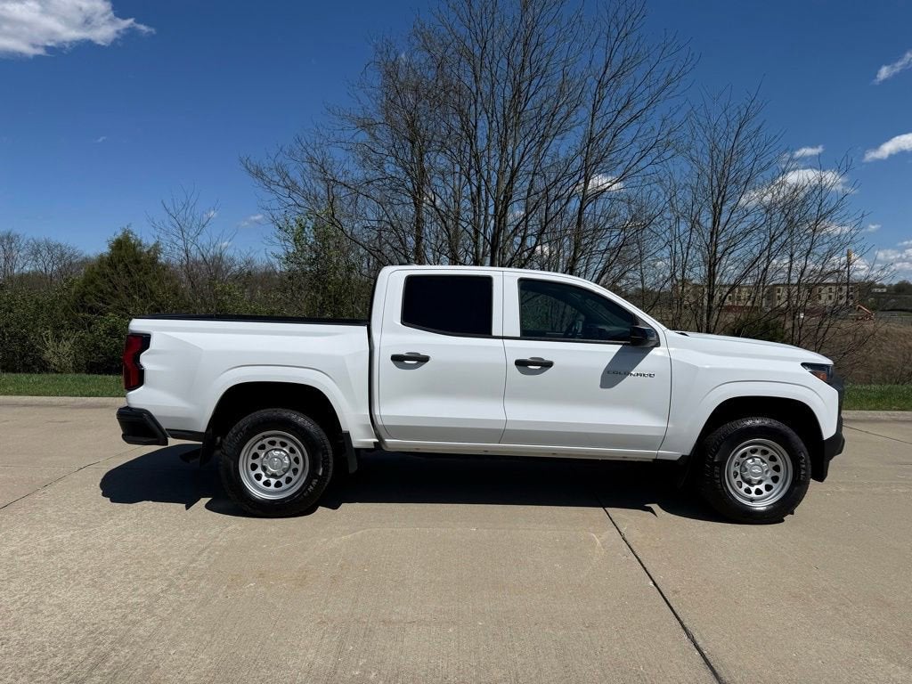 2024 Chevrolet Colorado WT