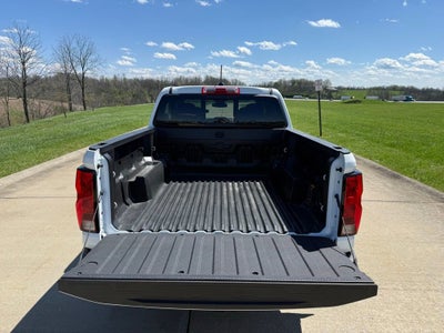 2024 Chevrolet Colorado WT