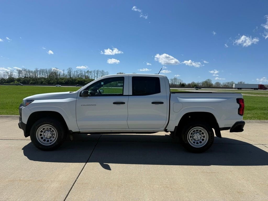 2024 Chevrolet Colorado WT