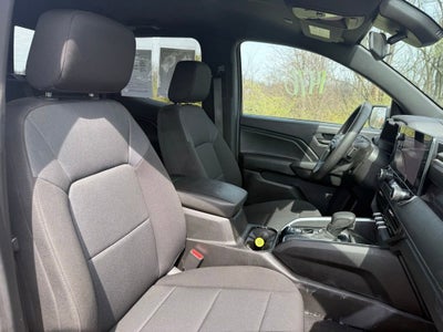 2024 Chevrolet Colorado WT