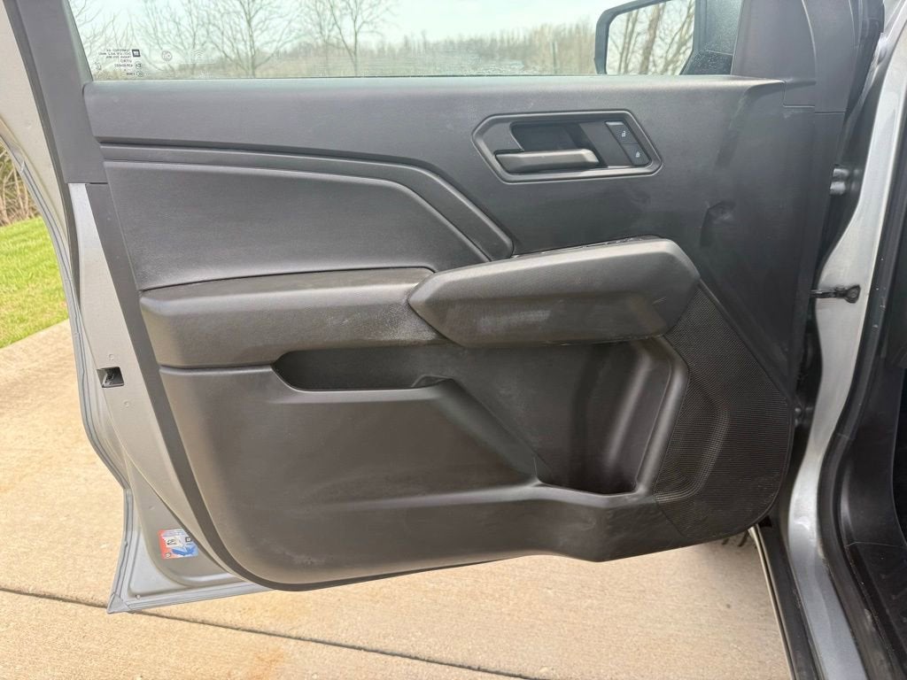 2024 Chevrolet Colorado WT