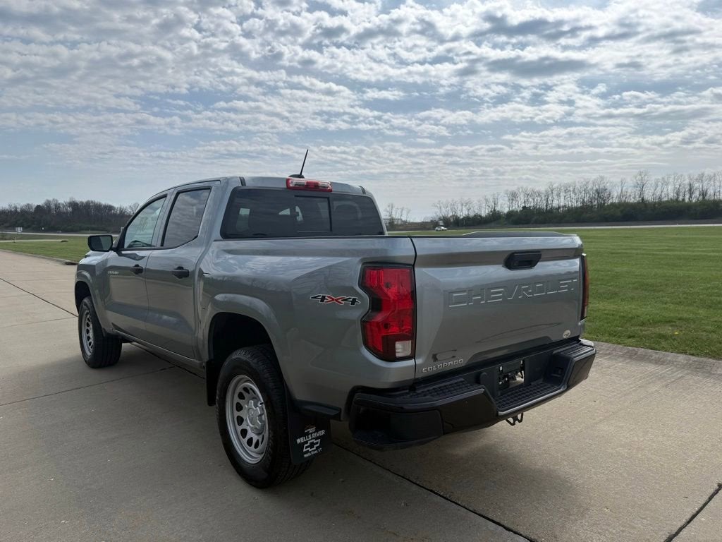 2024 Chevrolet Colorado WT