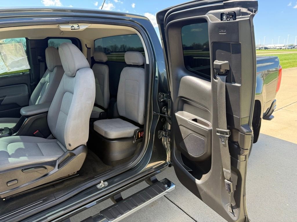 2017 Chevrolet Colorado 2WD WT