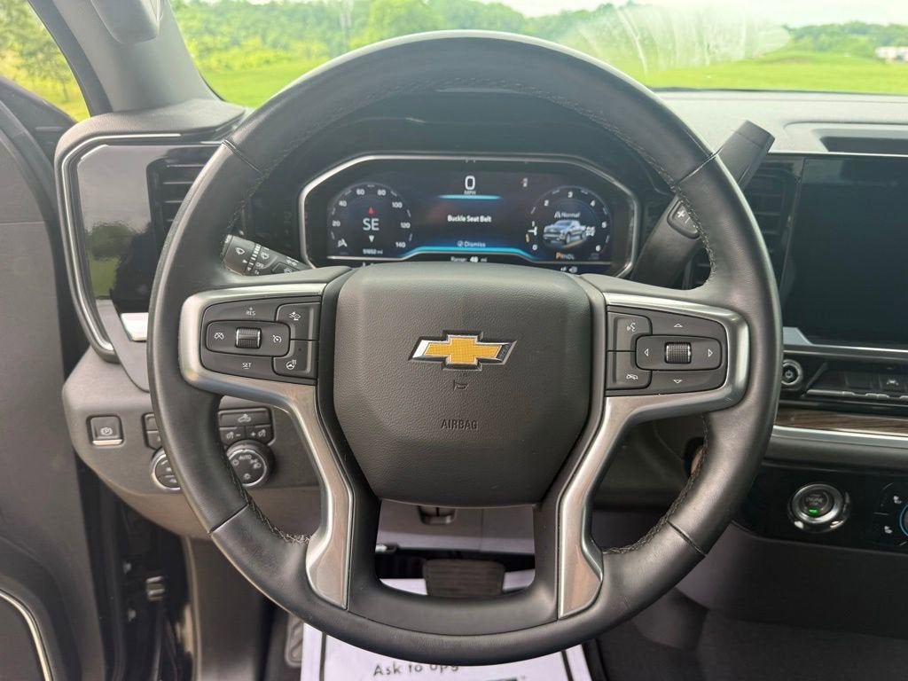 2023 Chevrolet Silverado 1500 LT (2FL)