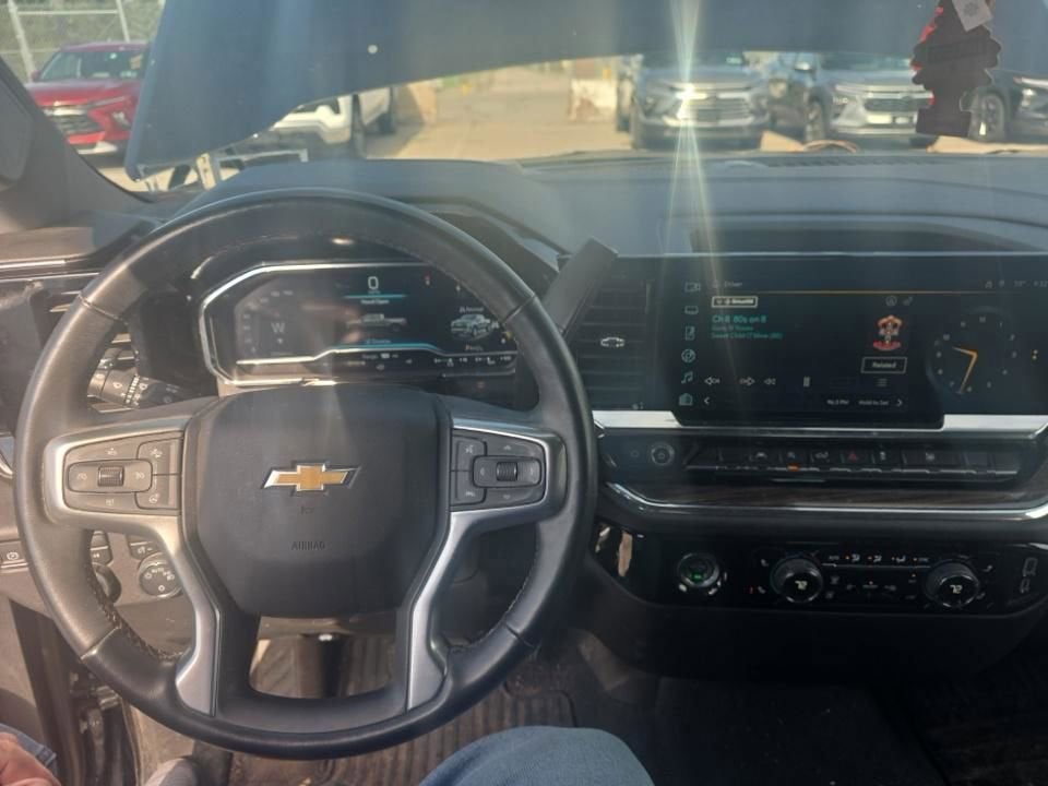 2023 Chevrolet Silverado 1500 LT (2FL)