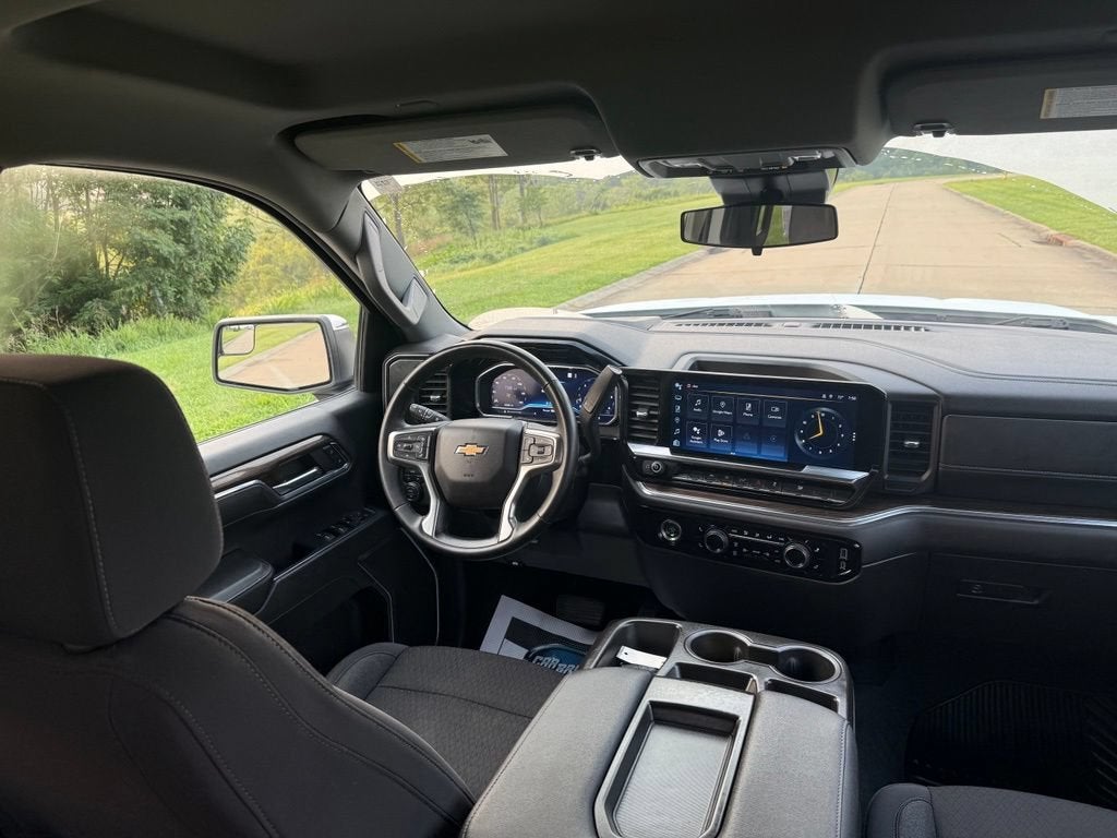 2024 Chevrolet Silverado 1500 LT (2FL)