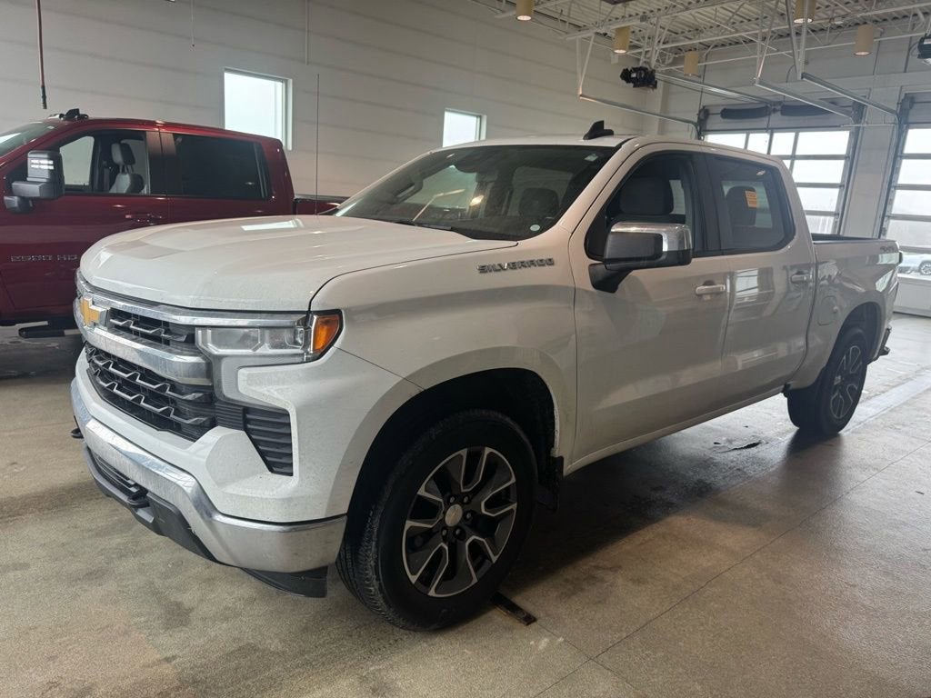 2022 Chevrolet Silverado 1500 LT (2FL)
