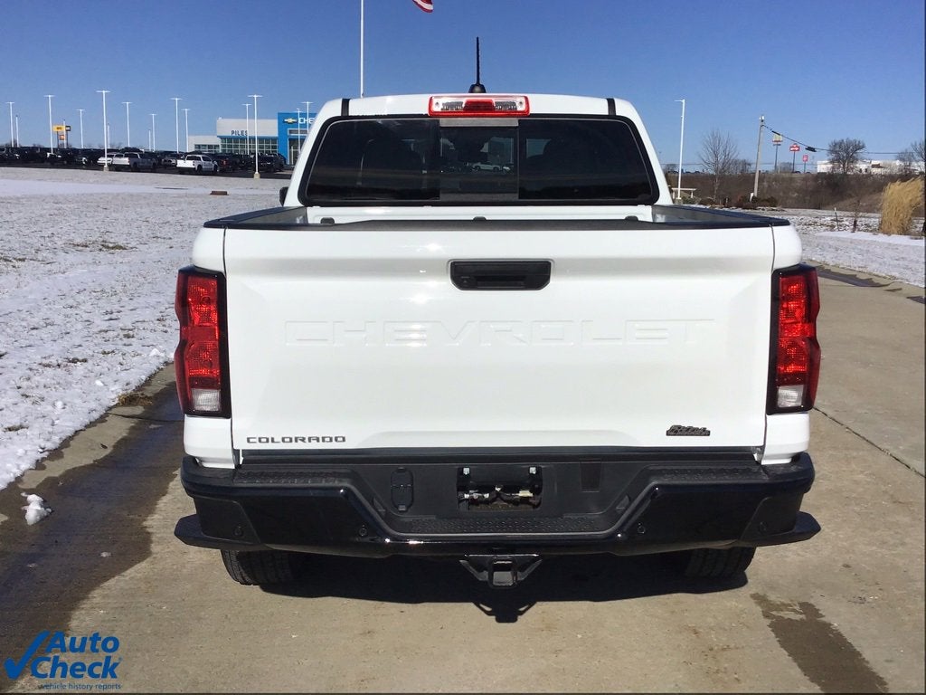 2024 Chevrolet Colorado WT