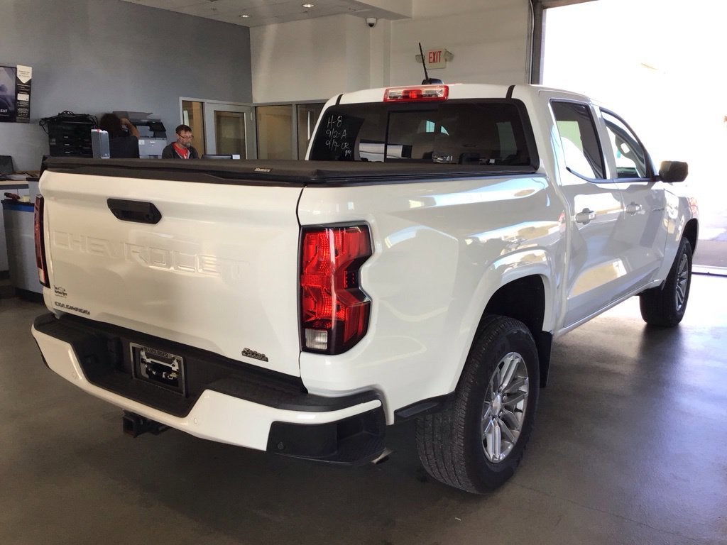 2025 Chevrolet Colorado WT/LT