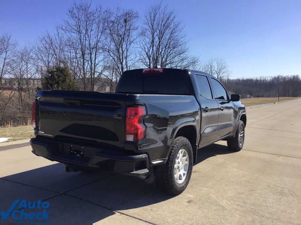2025 Chevrolet Colorado WT/LT