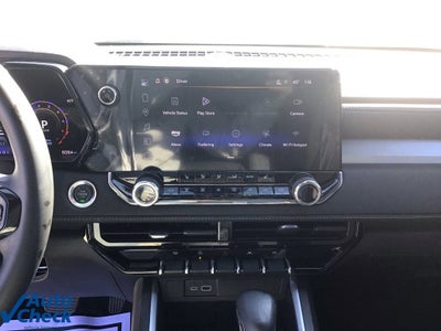 2025 Chevrolet Colorado WT/LT