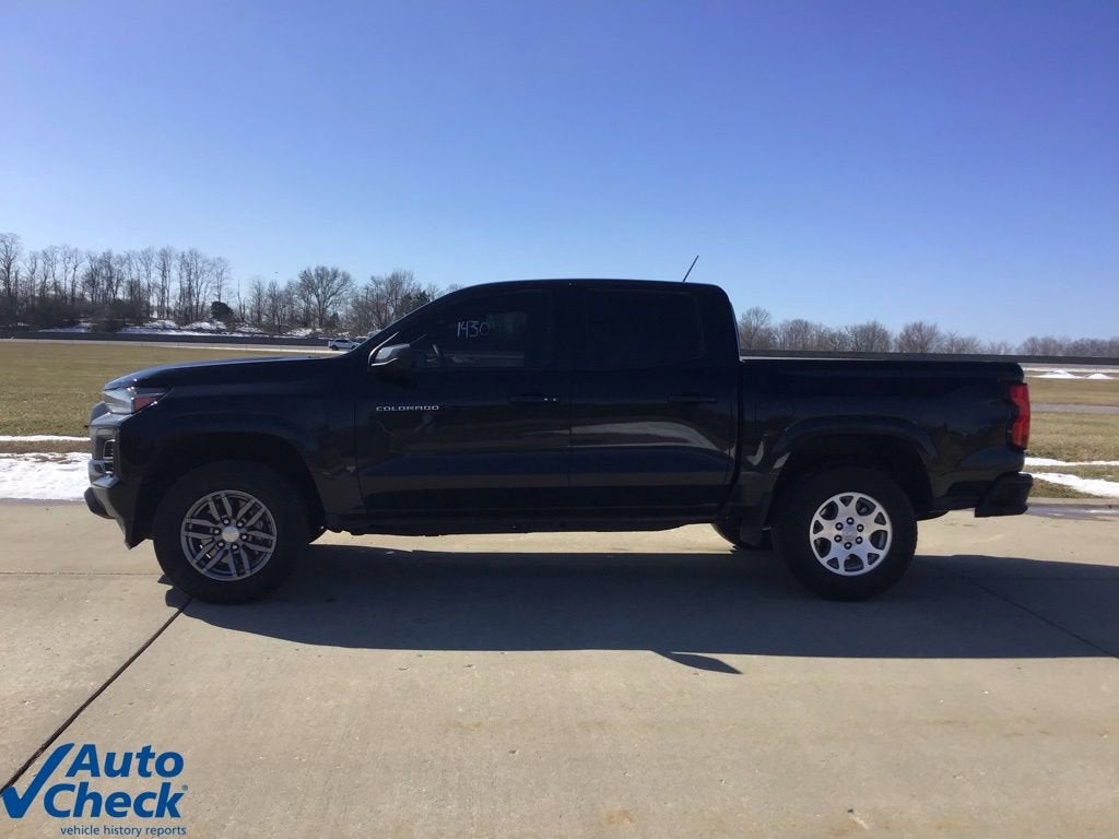 2025 Chevrolet Colorado WT/LT
