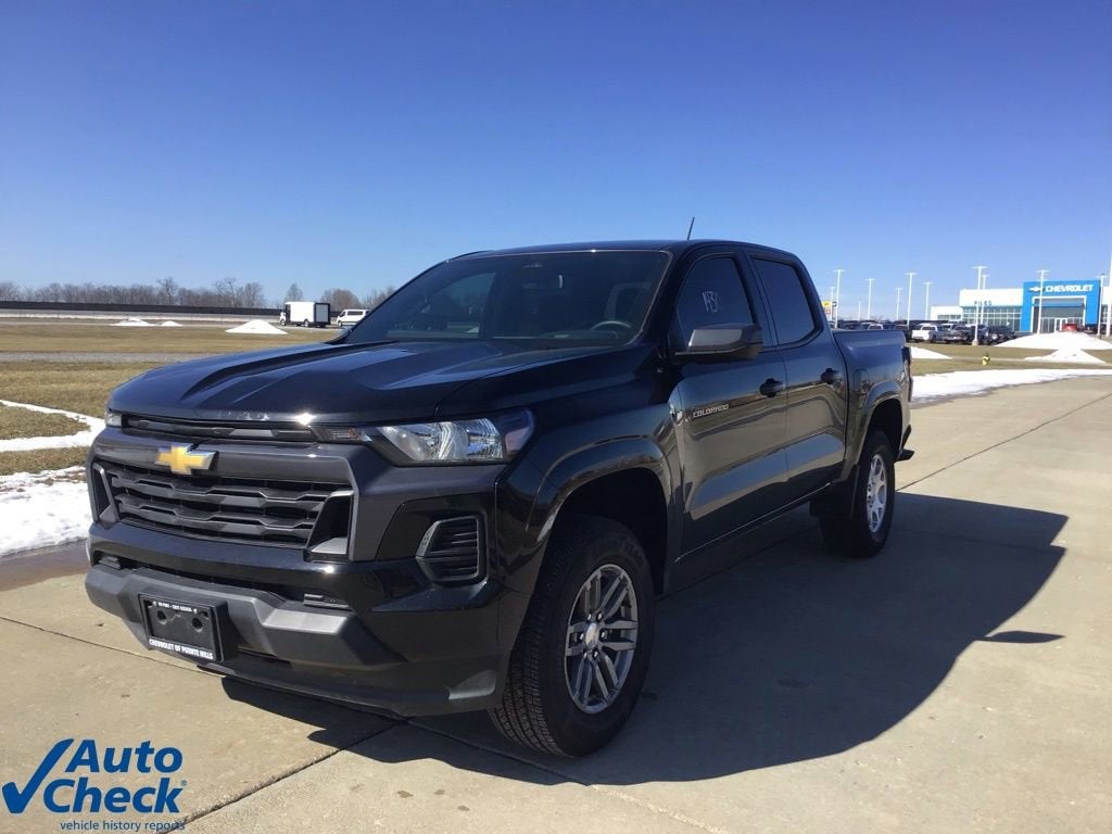 2025 Chevrolet Colorado WT/LT