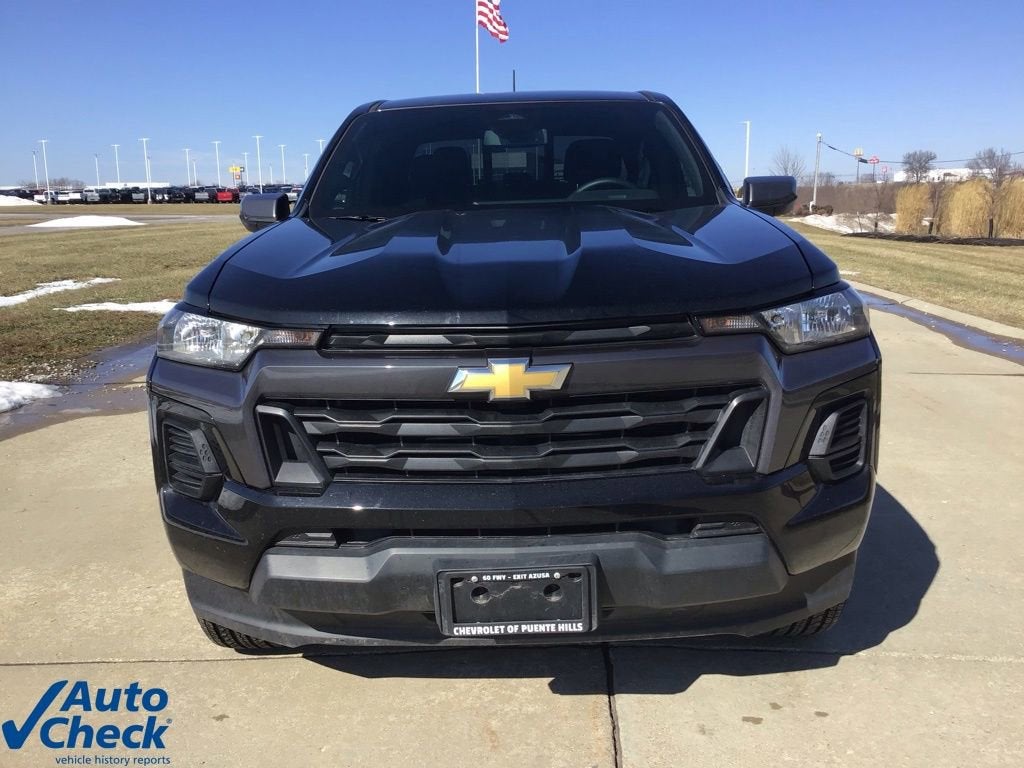 2025 Chevrolet Colorado WT/LT