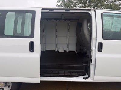 2025 Chevrolet Express Cargo WT