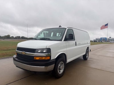 2025 Chevrolet Express Cargo WT