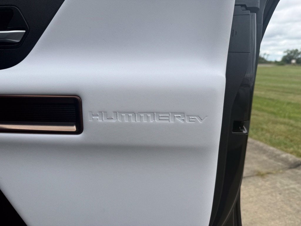 2024 GMC HUMMER EV SUV 3X