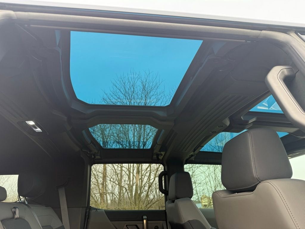 2025 GMC HUMMER EV SUV 3X