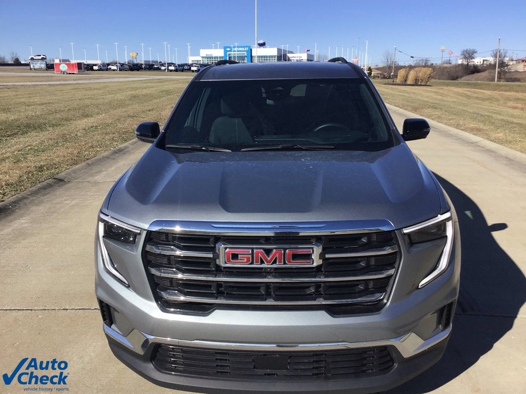 2025 GMC Acadia Elevation