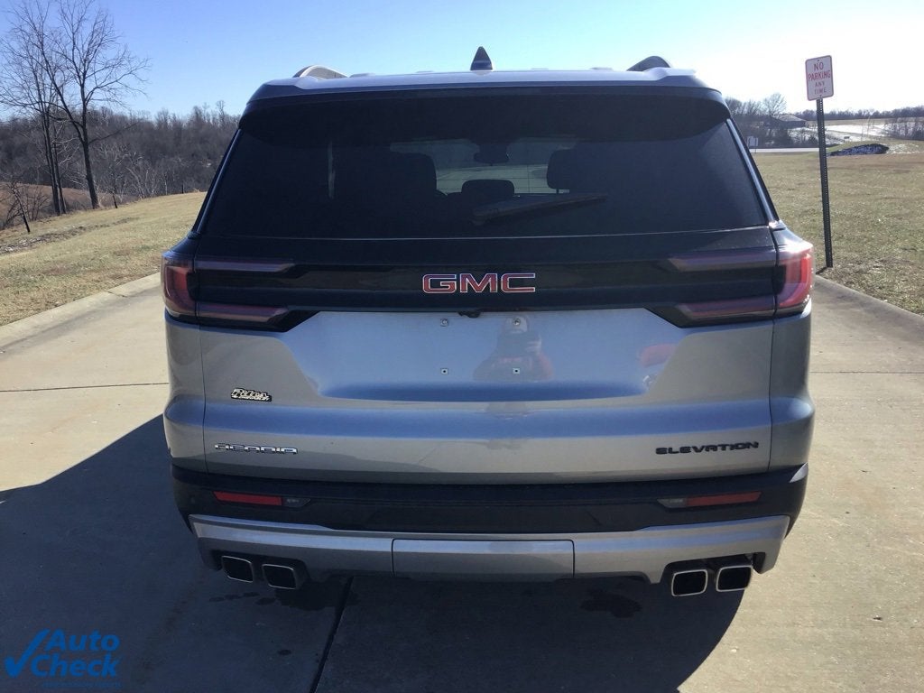 2025 GMC Acadia Elevation