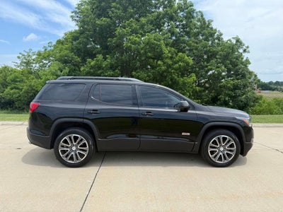 2017 GMC Acadia SLT