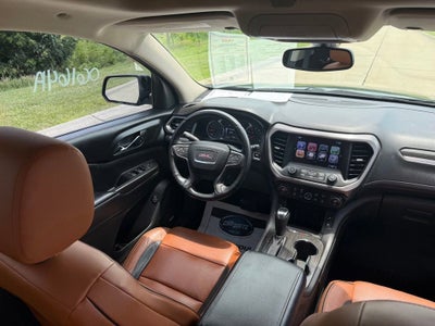 2017 GMC Acadia SLT