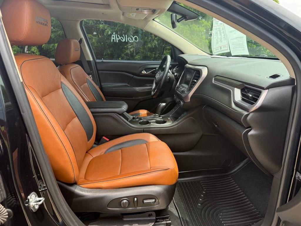 2017 GMC Acadia SLT