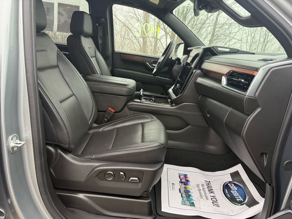 2025 GMC Yukon XL Denali