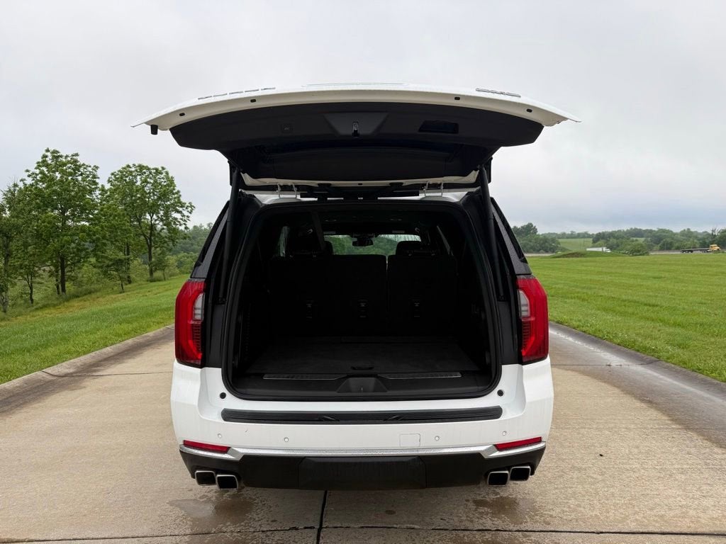 2025 GMC Yukon XL Denali