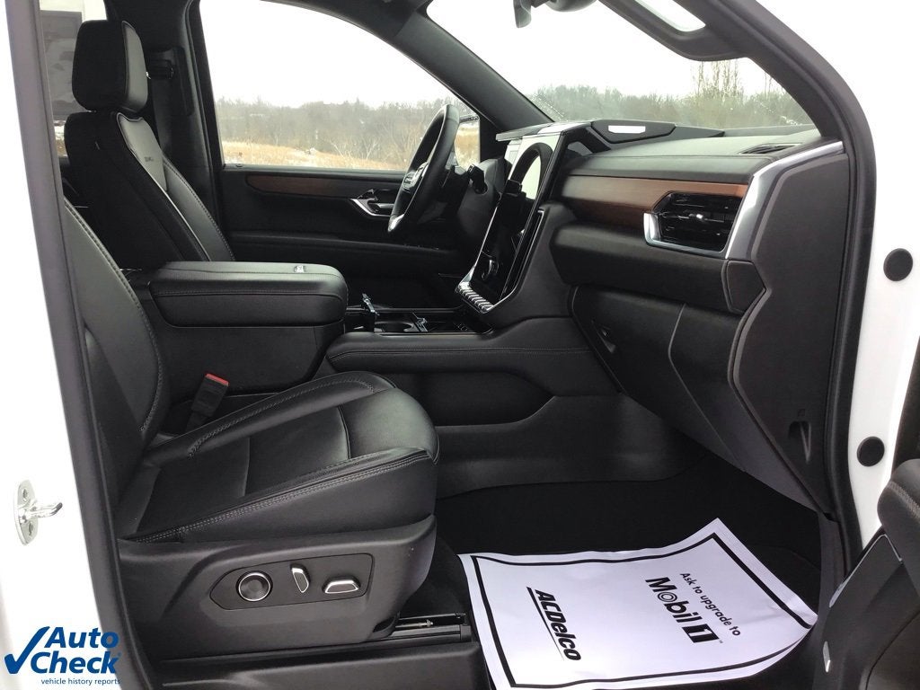 2025 GMC Yukon XL Denali