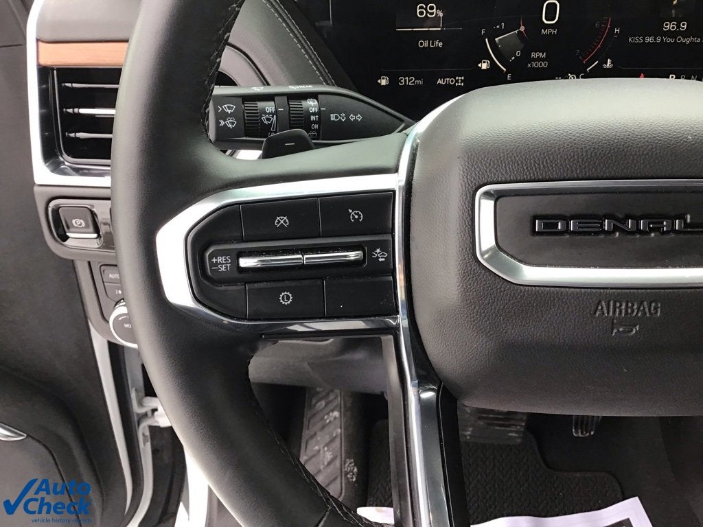 2025 GMC Yukon XL Denali