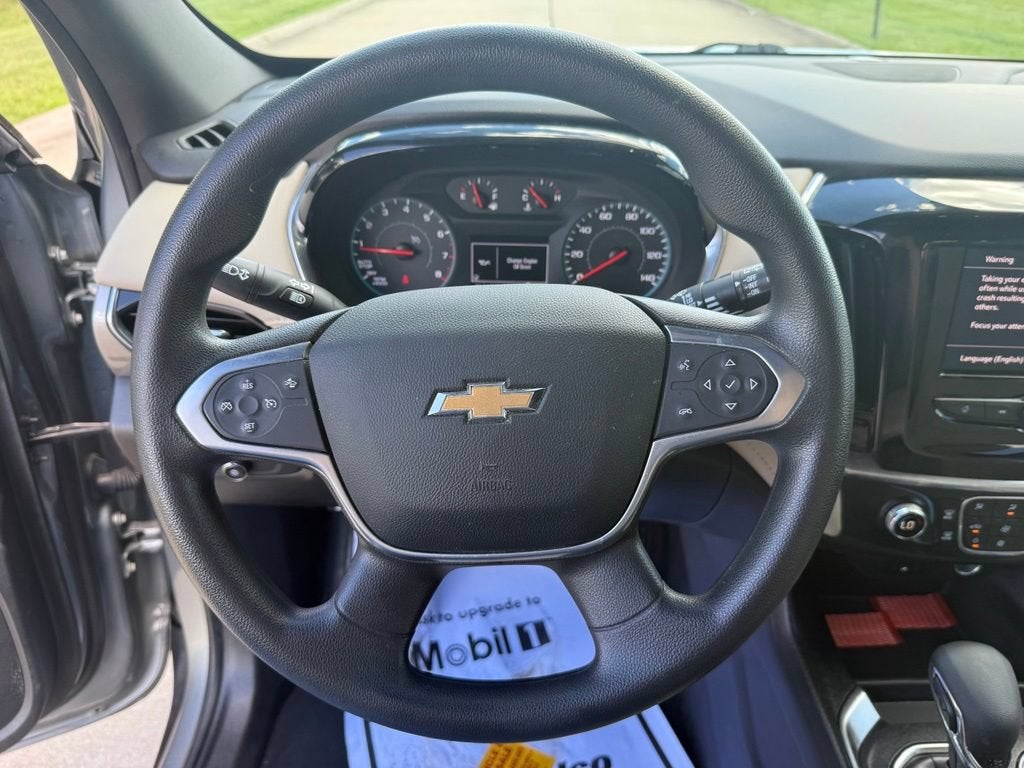 2023 Chevrolet Traverse LS