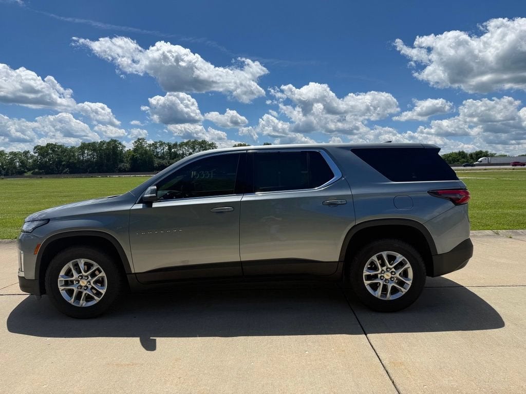 2023 Chevrolet Traverse LS