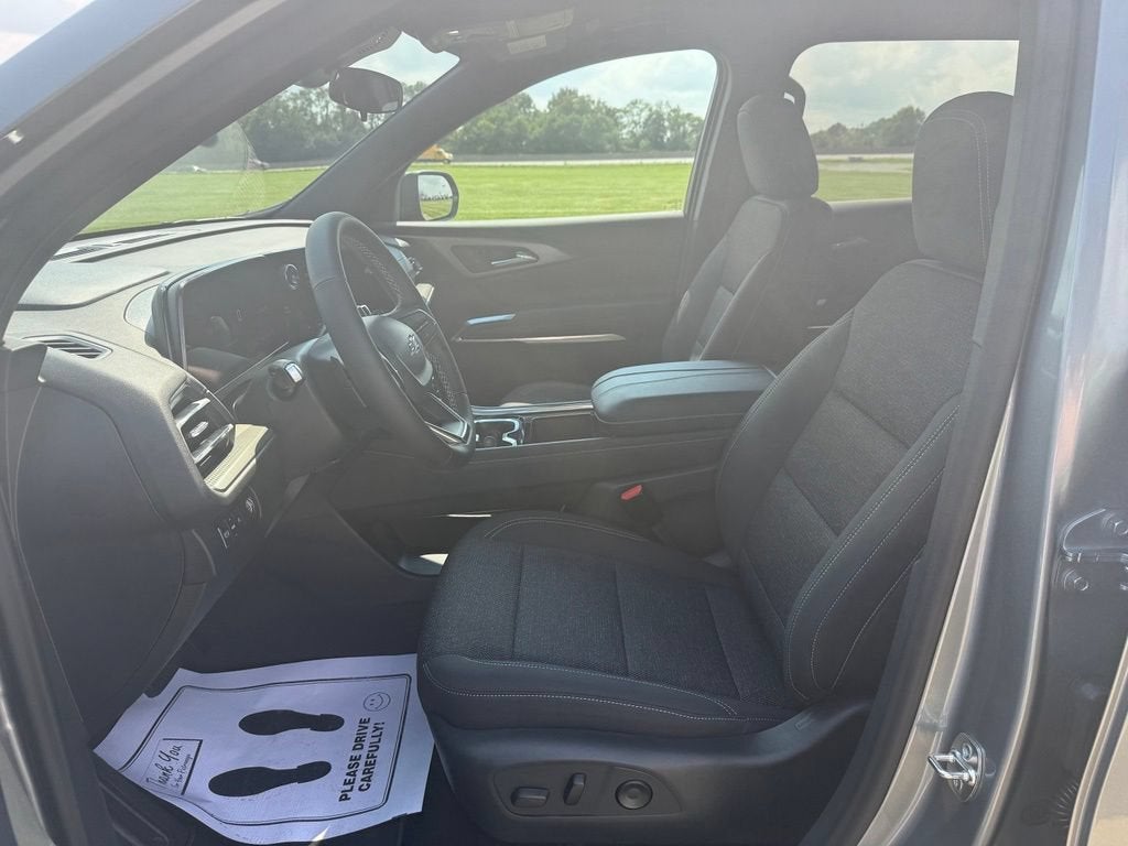 2026 Chevrolet Traverse LT - Photo 29