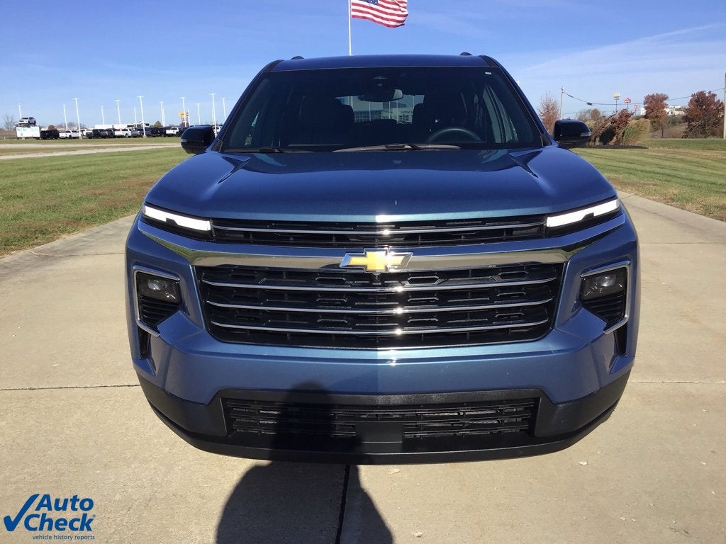 2024 Chevrolet Traverse LT