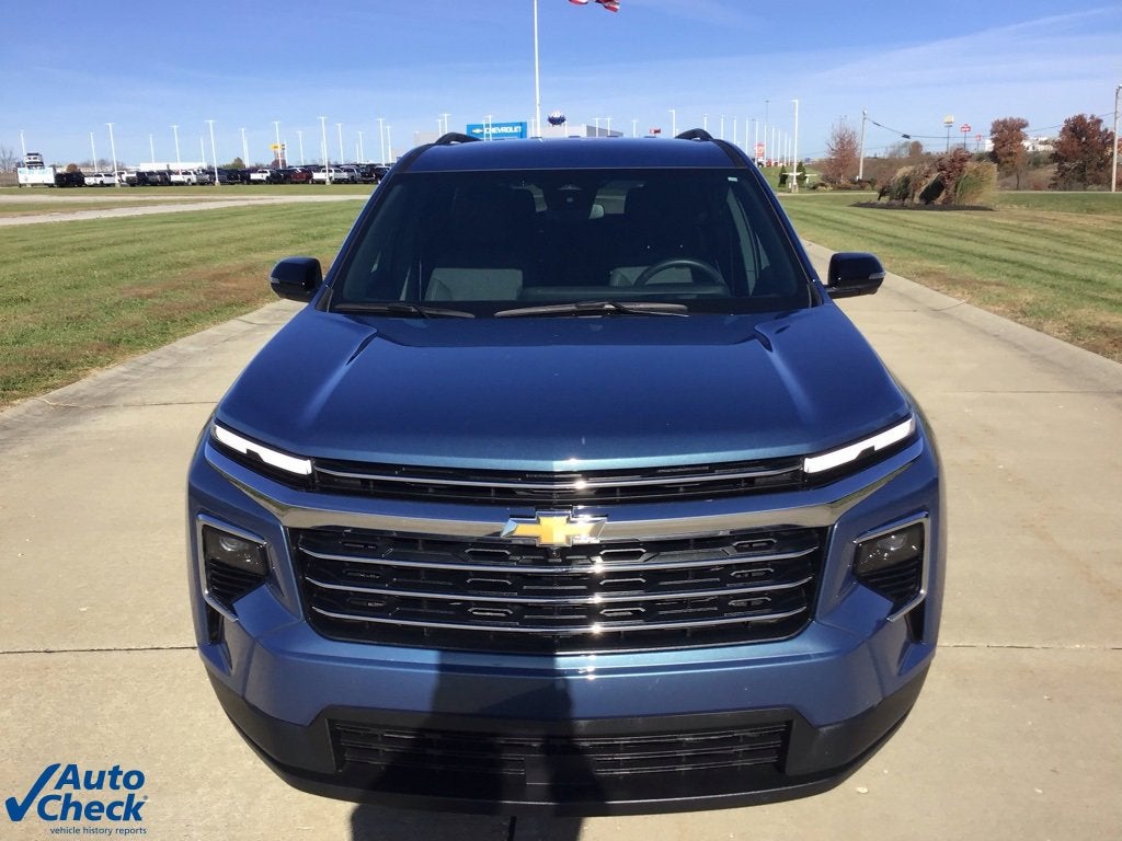 2024 Chevrolet Traverse LT