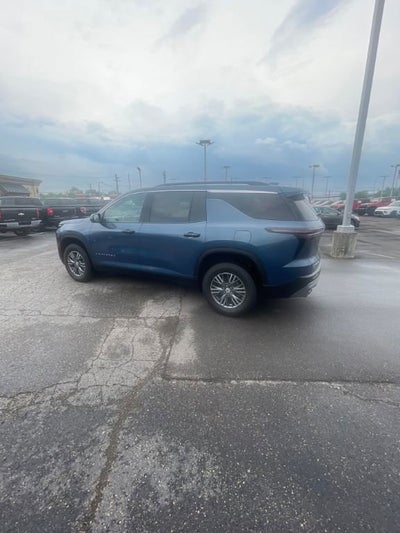 2024 Chevrolet Traverse LT
