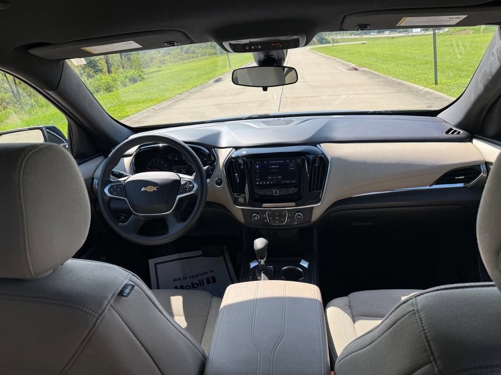 2023 Chevrolet Traverse LS