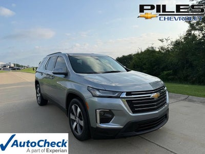 2023 Chevrolet Traverse LT Leather