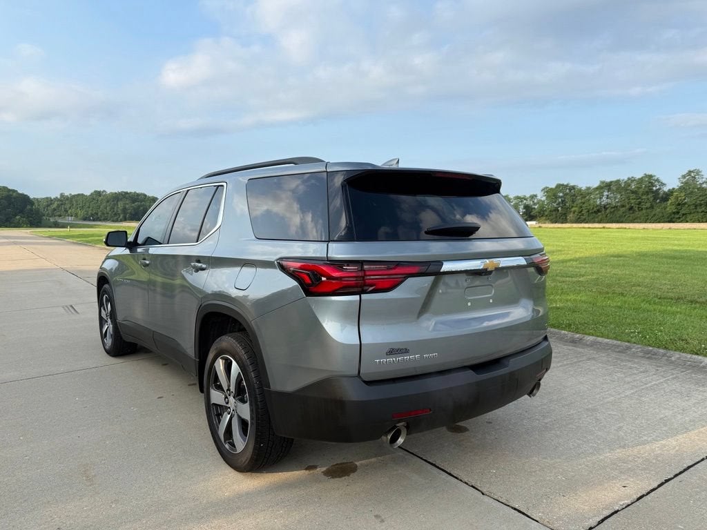 2023 Chevrolet Traverse LT Leather