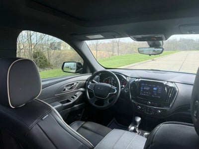 2023 Chevrolet Traverse Premier