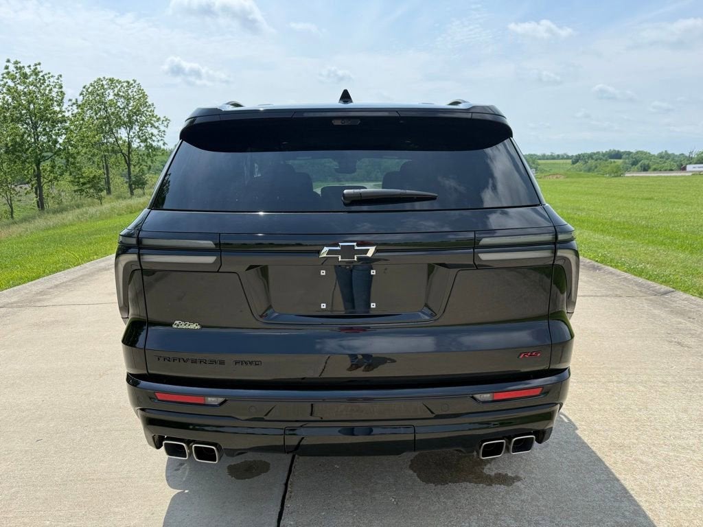 2024 Chevrolet Traverse RS