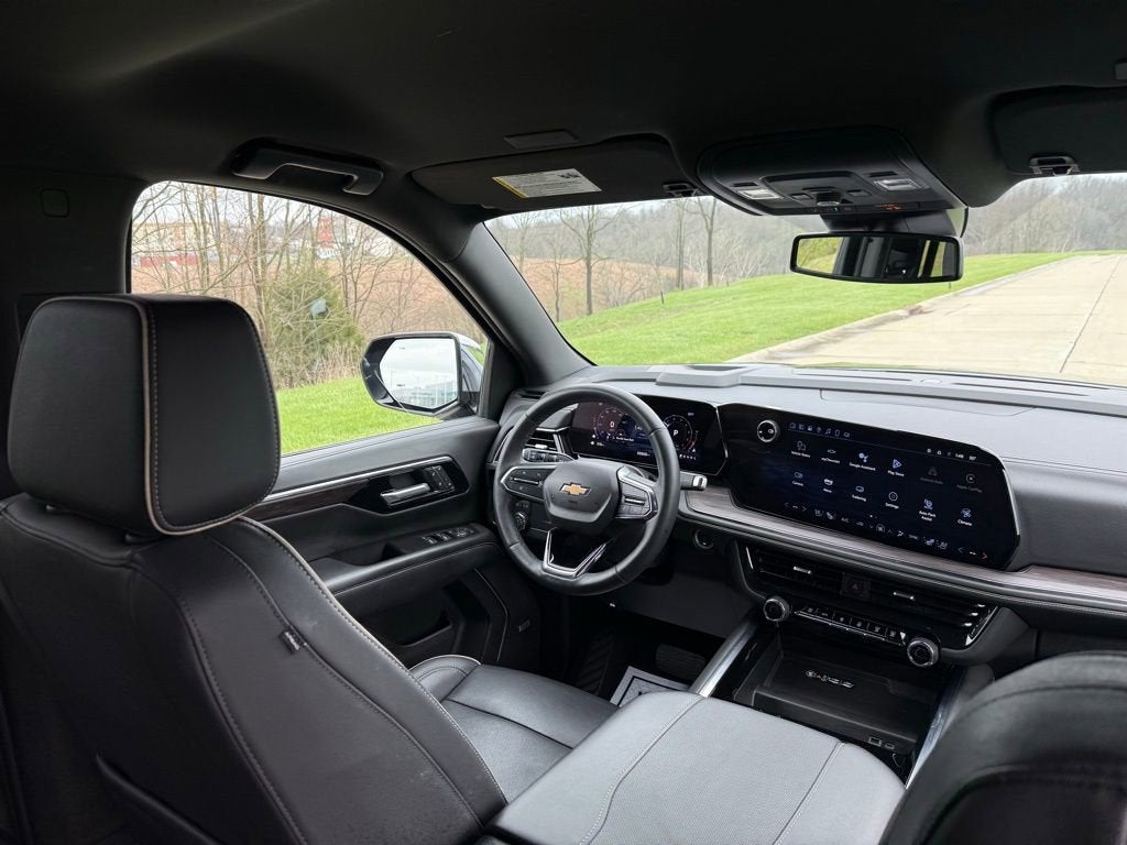 2025 Chevrolet Suburban Premier