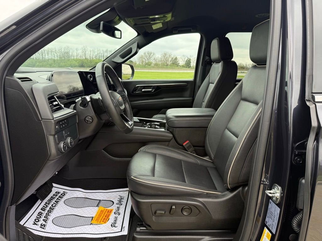 2025 Chevrolet Suburban Premier