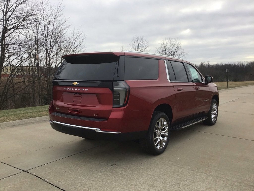 2026 Chevrolet Suburban LT