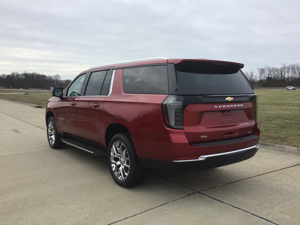2026 Chevrolet Suburban LT