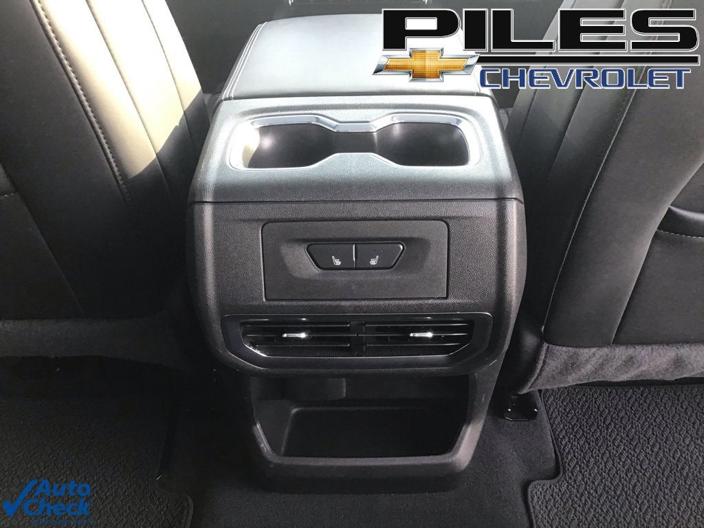 2024 GMC Sierra EV Denali Edition 1