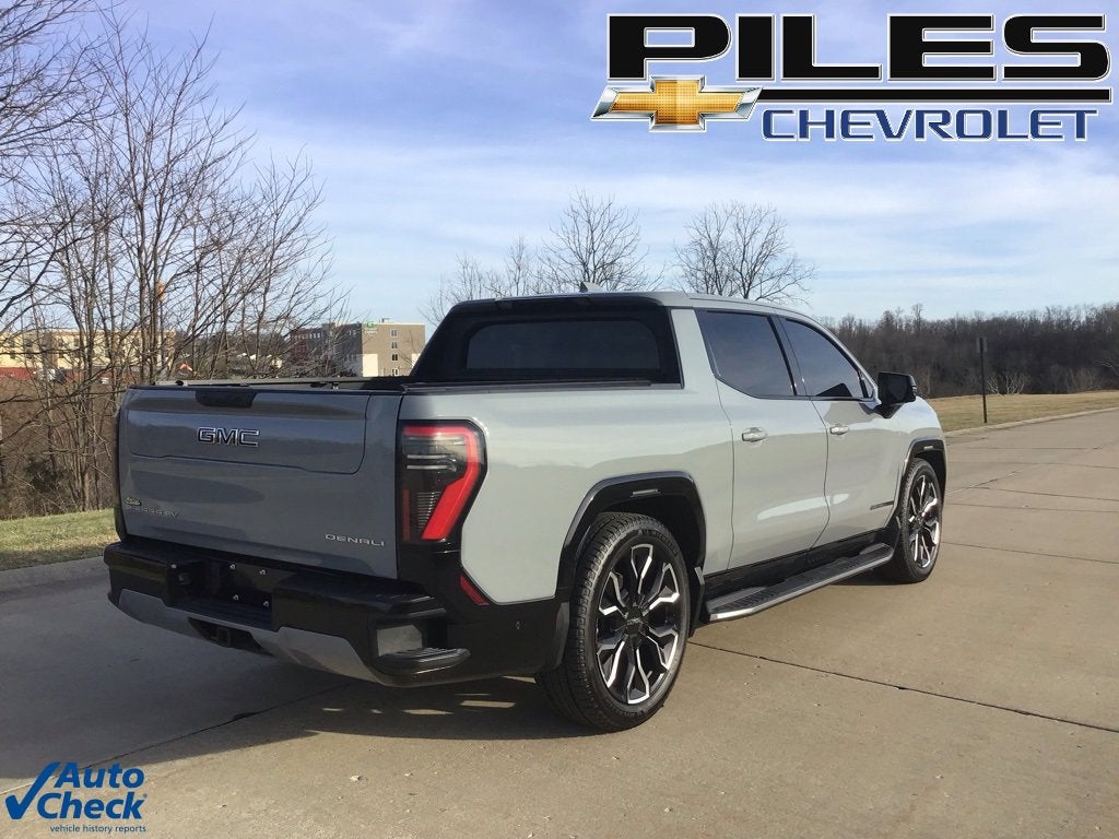 2024 GMC Sierra EV Denali Edition 1