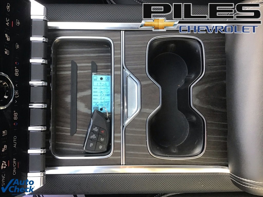 2024 GMC Sierra EV Denali Edition 1